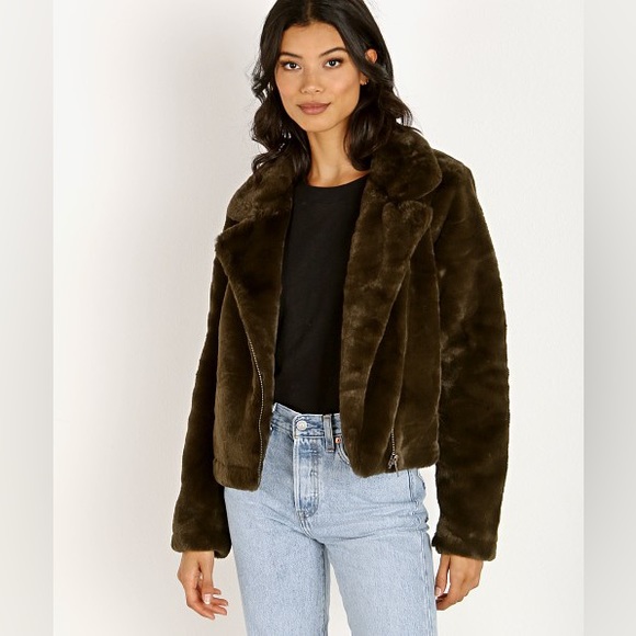 NEW WITH TAGS APPARIS Tukio Faux Fur Jacket Army Green Size M